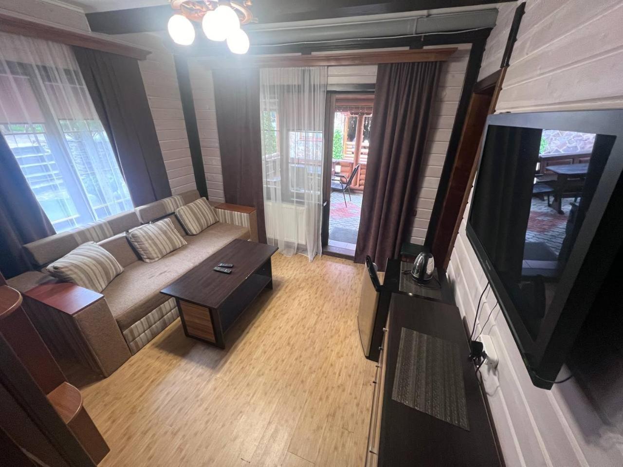 Готель Жди Ня Єво Instagram Zhdenievo Hotel Schdenijewo Exterior foto